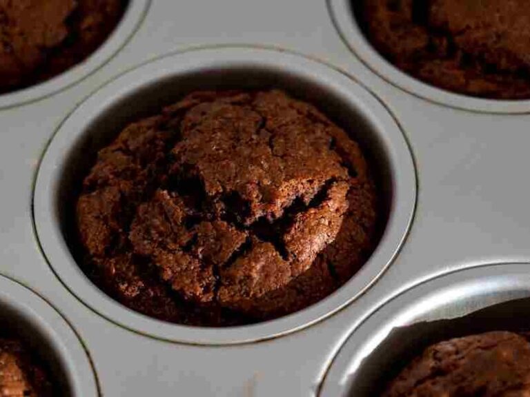 Can You Use A Baking Pan On The Stove