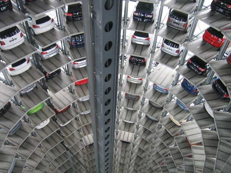 Is It Illegal To Park Backward