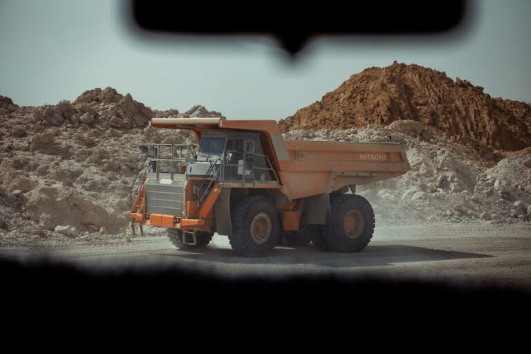 Your Businesses Guide To Industrial Dust Collectors (Pros & Why You Need One)