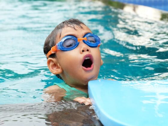 Choosing Children's Swimming Equipment